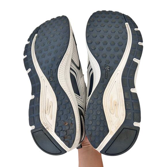 Skechers GOrun Consistent Gray Running Sneakers Sz 13 - Picture 7 of 10